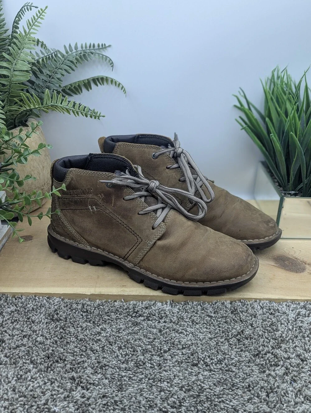 CAT Transform 2.0 Men's Size 8.5 Chukka Boot Dark Beige Work Casual Walking